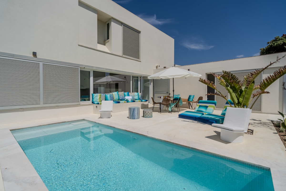 The Wild Ocean - Sea View Villa with Heated Pool, Santa Cruz, Portugal